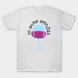 In Vino Veritas print with wineglass T-Shirt